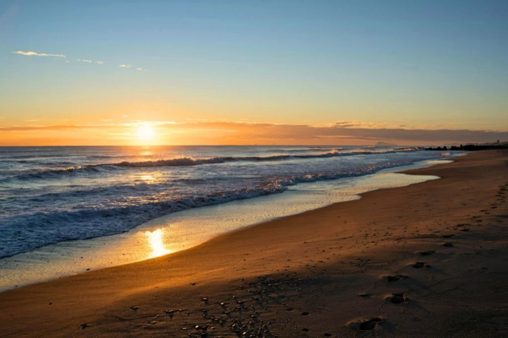 A tranquil and empty stretch of beach in Bali, the perfect setting for a walking meditation